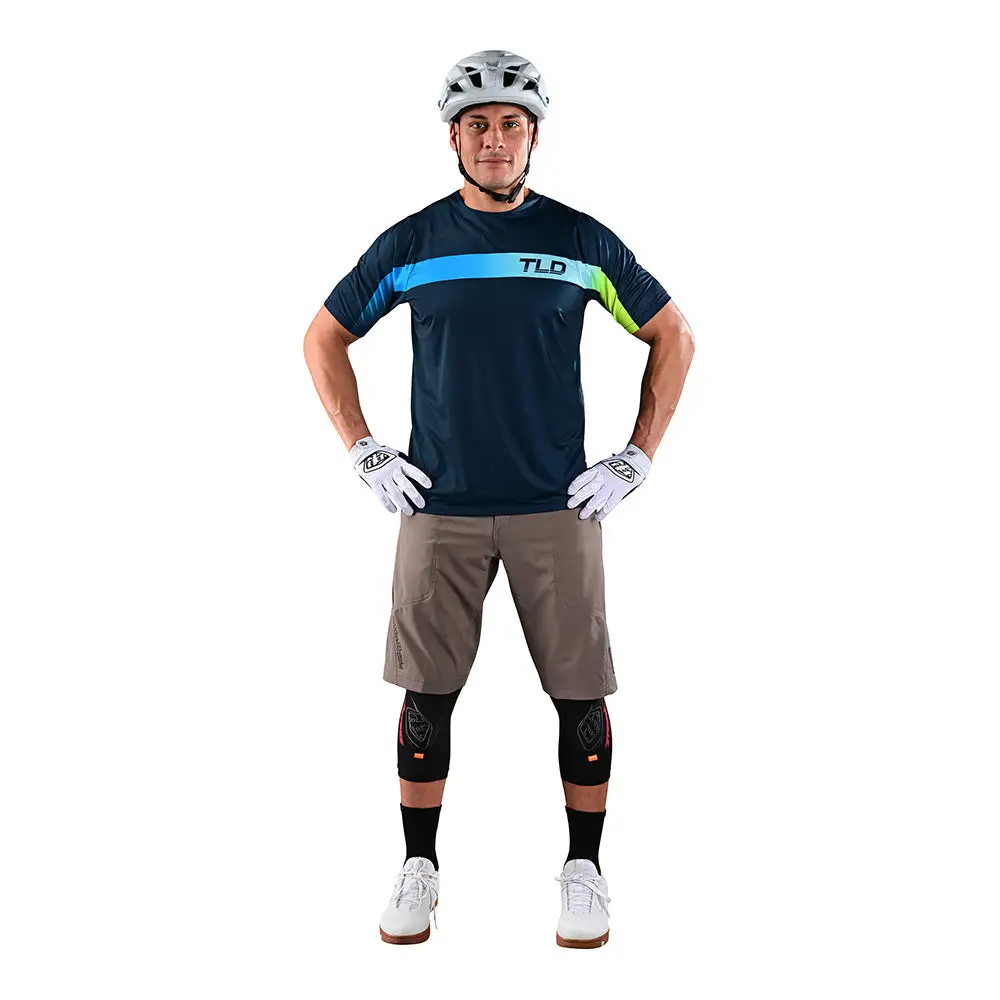 Troy Lee Designs Skyline Short Shell No Liner Solid Clay 4 Troy Lee Designs Skyline Short Shell No Liner Solid Clay - Image 2