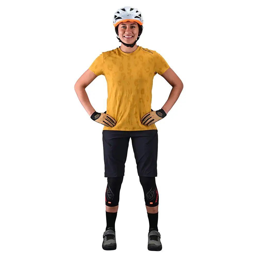 Troy Lee Designs Womens Lilium SS Jersey Jacquard Honey 4 Troy Lee Designs Womens Lilium SS Jersey Jacquard Honey - Image 2