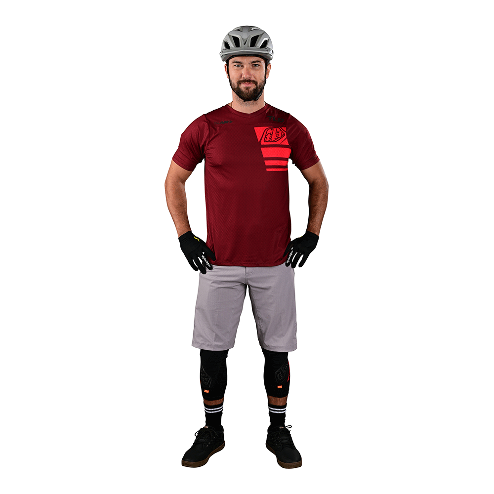 Troy Lee Designs Skyline Air SS Jersey Stacks Syrah 6 Troy Lee Designs Skyline Air SS Jersey Stacks Syrah - Image 4