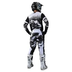 Troy Lee Designs GP Jersey Formula Camo Black / Gray 11 Troy Lee Designs GP Jersey Formula Camo Black / Gray -Bike Sales TLD M21F GP JERSEY FORMULACAMO BLKGRY H2T 03 d3112703 bf9c 4b0a 8ba9 b601c4fe2688