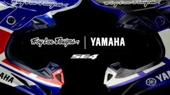 Troy Lee Designs SE4 Composite Helmet W/MIPS Yamaha RS1 White -Bike Sales maxresdefault 4e22a401 bbf5 4b66 9f98 9f0673e5a57f